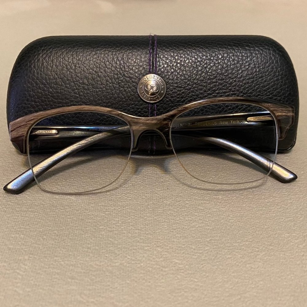 MORGENTHAL FREDERICS Buffalo Horn Unisex Glasses